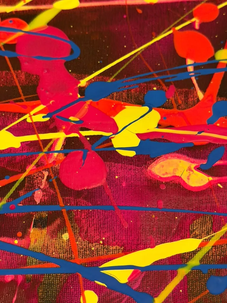 Surface detail — Electric Nocturne by Alyne Perfeito