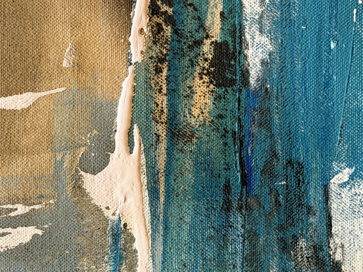 Surface detail — Patina Field by Alyne Perfeito, 100 x 100 cm (39.4 x 39.4 in)