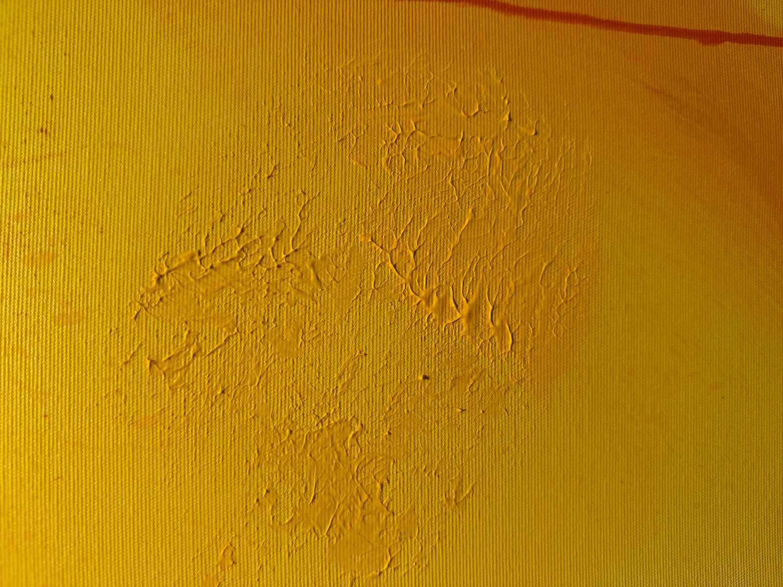 Detalhe de superfície em relevo de Solar Rain (70 x 110 cm), acrílica sobre tela — Alyne Perfeito, Perfeito Studio