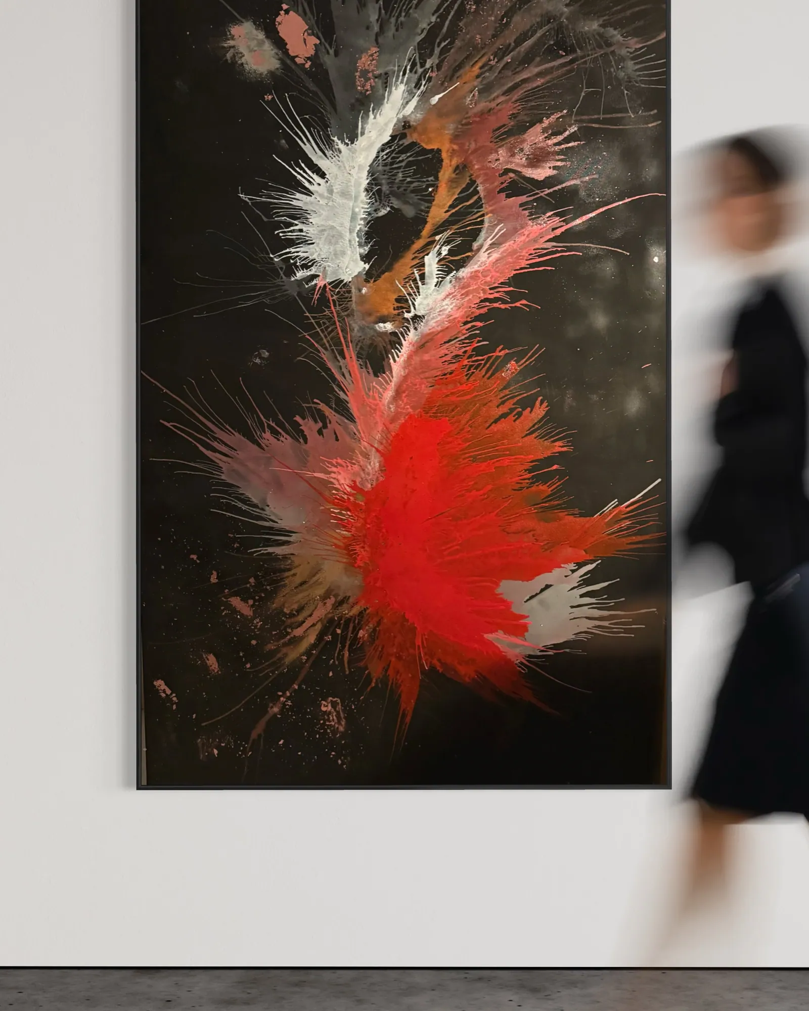 Genesis of Flame (120 x 200 cm), mixed media on canvas, staged in a spacious, high-ceiling interior — Alyne Perfeito, Perfeito Studio